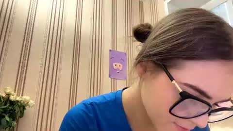 Snapshot of latiapetosa chatting on July 2026 05:19:02 PM Mia online show from July 2026 05:19:02 PM