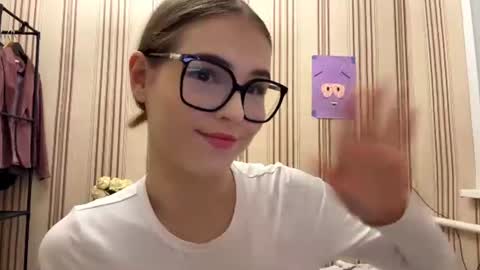Snapshot of latiapetosa chatting on July 2026 05:42:02 PM Mia online show from July 2026 05:42:02 PM