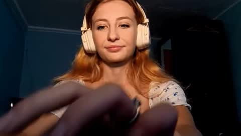 Snapshot of laticiacalicutt chatting on October 2025 01:10:01 PM Amelia online show from October 2025 01:10:01 PM