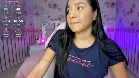 Snapshot of latin_ashley_ chatting on December 2024 09:01:01 PM Valeria online show from December 2024 09:01:01 PM