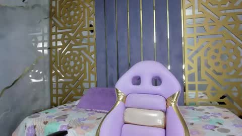 Snapshot of latin_ashley_ chatting on January 2025 04:19:02 PM Valeria online show from January 2025 04:19:02 PM