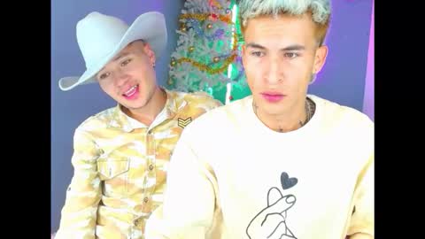 Snapshot of latin_boysxxx_ chatting on November 2025 07:08:02 AM latin_boysxxx_ online show from November 2025 07:08:02 AM