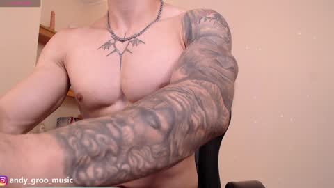 latin_green_eyes_ online show from January 2025 01:16:02 AM