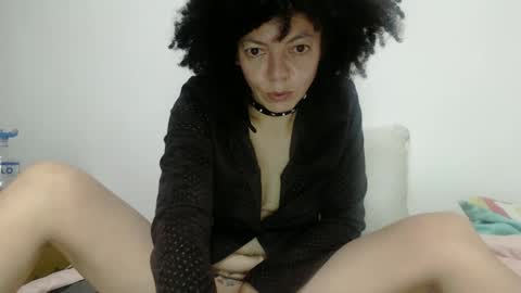 Latinacoka online show from January 2025 01:39:02 AM