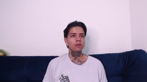 Snapshot of latinaleksa chatting on December 2024 03:44:02 PM Alex online show from December 2024 03:44:02 PM