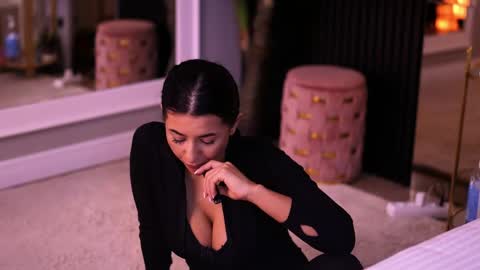 Snapshot of latinaloco chatting on March 2026 06:00:01 PM Latina online show from March 2026 06:00:01 PM