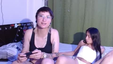latinas_love05 online show from January 2026 01:08:01 AM