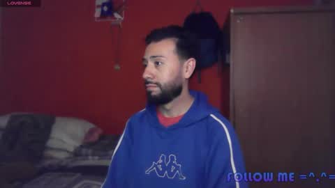 Aaron  I N D E P E N D E N T - M O D E L online show from December 2024 03:18:02 AM