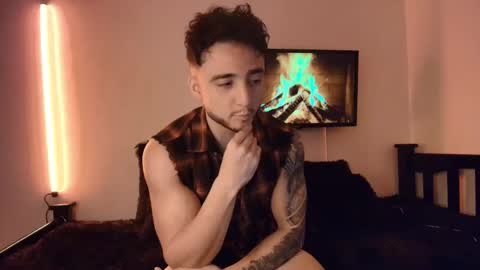 Snapshot of latinboyvip_ chatting on April 2026 02:40:01 PM LatinBoyVIP Colombian online show from April 2026 02:40:01 PM