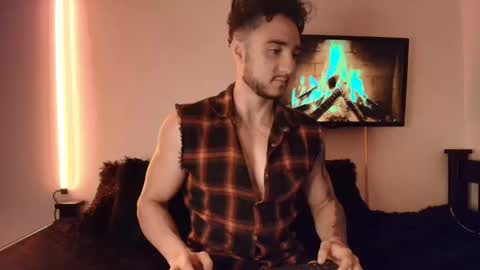 Snapshot of latinboyvip_ chatting on April 2026 03:27:02 PM LatinBoyVIP Colombian online show from April 2026 03:27:02 PM