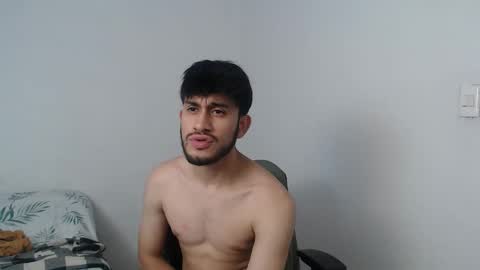 Snapshot of latinbunny7779 chatting on December 2024 01:59:01 AM camilo online show from December 2024 01:59:01 AM