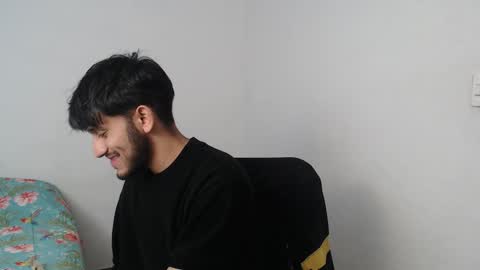 Snapshot of latinbunny7779 chatting on December 2024 11:28:02 PM camilo online show from December 2024 11:28:02 PM