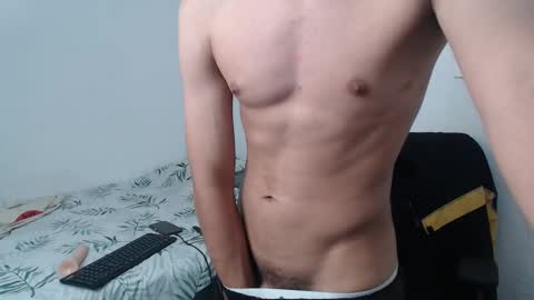 Snapshot of latinbunny7779 chatting on December 2024 03:20:01 AM camilo online show from December 2024 03:20:01 AM