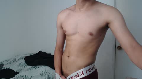 Snapshot of latinbunny7779 chatting on January 2025 03:34:01 PM camilo online show from January 2025 03:34:01 PM