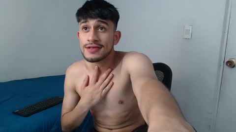 Snapshot of latinbunny7779 chatting on February 2025 05:26:02 AM camilo online show from February 2025 05:26:02 AM