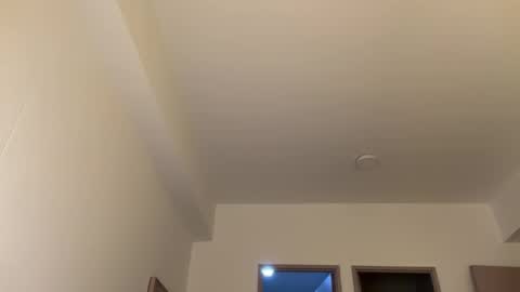 Hi -  online show from February 2026 01:43:02 AM