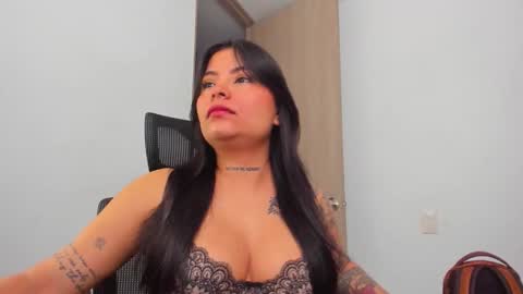 Mistress Maddie and Master Jordan  online show from January 2026 03:43:01 AM