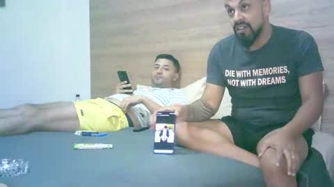 Snapshot of latingaycouple01 chatting on February 2026 12:09:01 AM latingaycouple01 online show from February 2026 12:09:01 AM