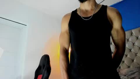 Snapshot of latinhotboys1 chatting on February 2025 06:20:01 AM Zeus online show from February 2025 06:20:01 AM