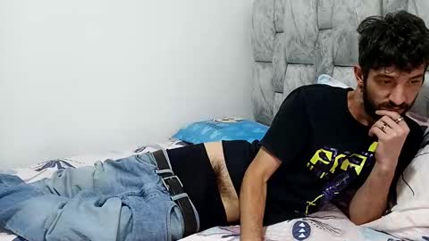 Snapshot of latinlustandfrenchkiss chatting on November 2025 03:36:01 PM latinlustandfrenchkiss online show from November 2025 03:36:01 PM