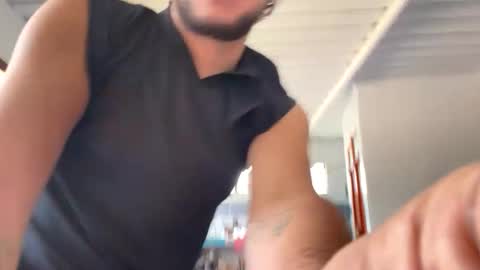 Snapshot of latinmanlive chatting on February 2026 03:04:01 PM Men online show from February 2026 03:04:01 PM