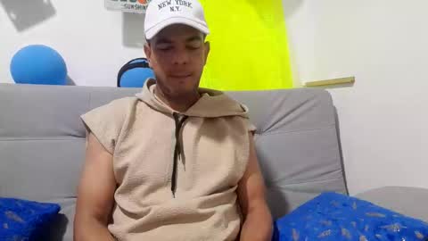 latinmartin254 online show from October 2025 02:16:01 PM