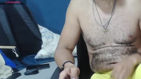 latinmartin254 online show from May 2026 01:58:01 AM