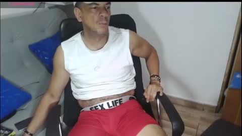 latinmartin254 online show from June 2026 03:37:01 AM