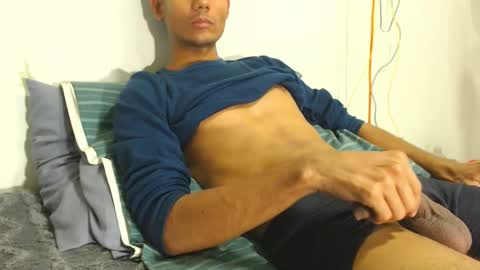 Snapshot of latinmilker chatting on January 2025 07:05:01 PM Andy online show from January 2025 07:05:01 PM