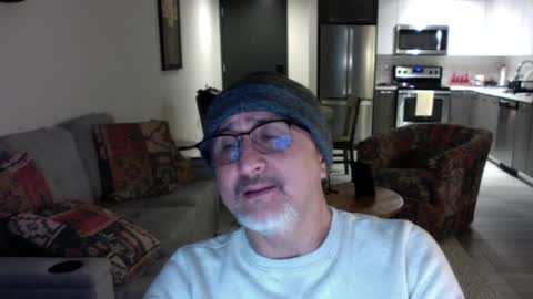 Snapshot of latinnous chatting on December 2024 07:02:02 AM QS - INDEPENDENT MODEL online show from December 2024 07:02:02 AM