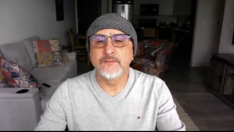 Snapshot of latinnous chatting on December 2024 07:34:02 PM QS - INDEPENDENT MODEL online show from December 2024 07:34:02 PM