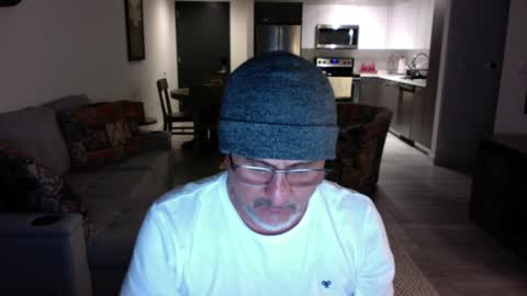Snapshot of latinnous chatting on January 2025 03:15:01 AM QS - INDEPENDENT MODEL online show from January 2025 03:15:01 AM