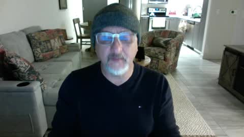 Snapshot of latinnous chatting on February 2025 08:11:02 AM QS - INDEPENDENT MODEL online show from February 2025 08:11:02 AM