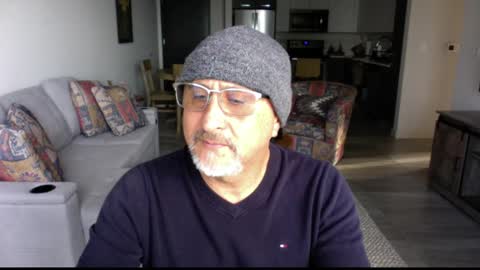 Snapshot of latinnous chatting on February 2025 10:09:02 PM QS - INDEPENDENT MODEL online show from February 2025 10:09:02 PM