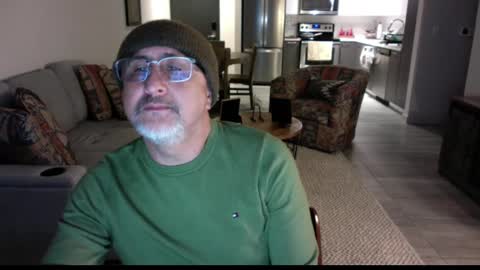 Snapshot of latinnous chatting on February 2025 05:13:01 AM QS - INDEPENDENT MODEL online show from February 2025 05:13:01 AM