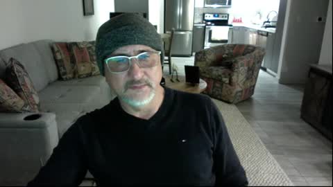 Snapshot of latinnous chatting on March 2025 02:41:02 AM QS - INDEPENDENT MODEL online show from March 2025 02:41:02 AM