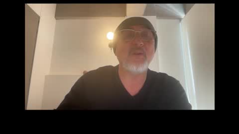Snapshot of latinnous chatting on September 2025 06:07:01 PM QS - INDEPENDENT MODEL online show from September 2025 06:07:01 PM