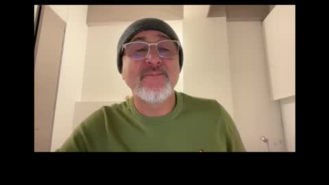 Snapshot of latinnous chatting on September 2025 02:11:02 AM QS - INDEPENDENT MODEL online show from September 2025 02:11:02 AM