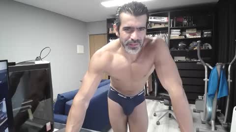 Snapshot of latino23bom chatting on September 2025 10:15:02 AM sam online show from September 2025 10:15:02 AM