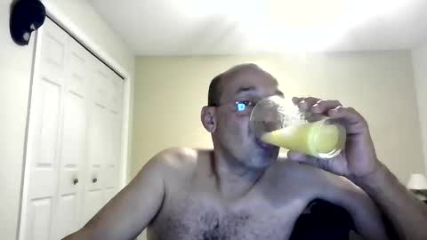 Snapshot of latinoinfla chatting on October 2025 02:01:01 AM latinoinfla online show from October 2025 02:01:01 AM