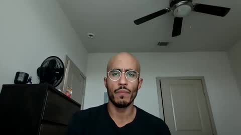 Snapshot of latinomixedbbc chatting on November 2025 08:02:01 PM latinomixedbbc online show from November 2025 08:02:01 PM