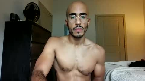 Snapshot of latinomixedbbc chatting on December 2025 05:20:01 PM latinomixedbbc online show from December 2025 05:20:01 PM