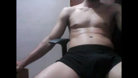 Snapshot of latintropikal chatting on January 2025 07:06:01 AM Latin Flow online show from January 2025 07:06:01 AM