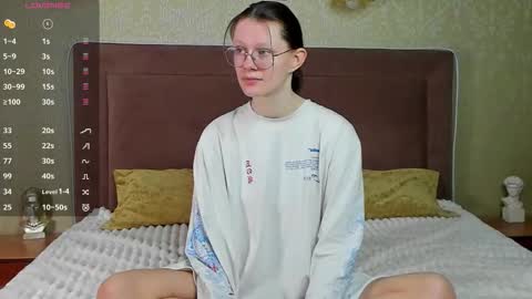 latoriacosner online show from February 2026 04:33:01 AM