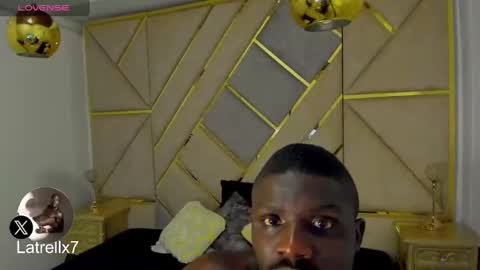 LEANDRO online show from November 2025 01:47:01 AM