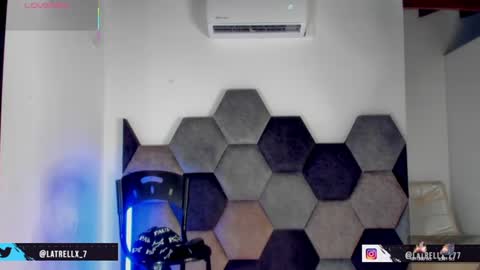 LEANDRO online show from June 2026 04:09:01 AM