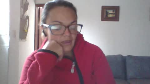Snapshot of lau16310 chatting on February 2026 01:18:01 PM Laura online show from February 2026 01:18:01 PM