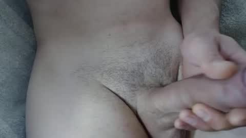 Snapshot of launeeee1 chatting on December 2025 03:19:02 PM launeeee1 online show from December 2025 03:19:02 PM