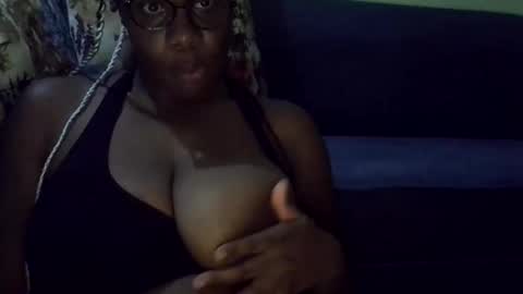 laura829489 online show from December 2025 07:43:01 PM