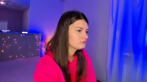 Laura online show from April 2026 05:25:01 AM